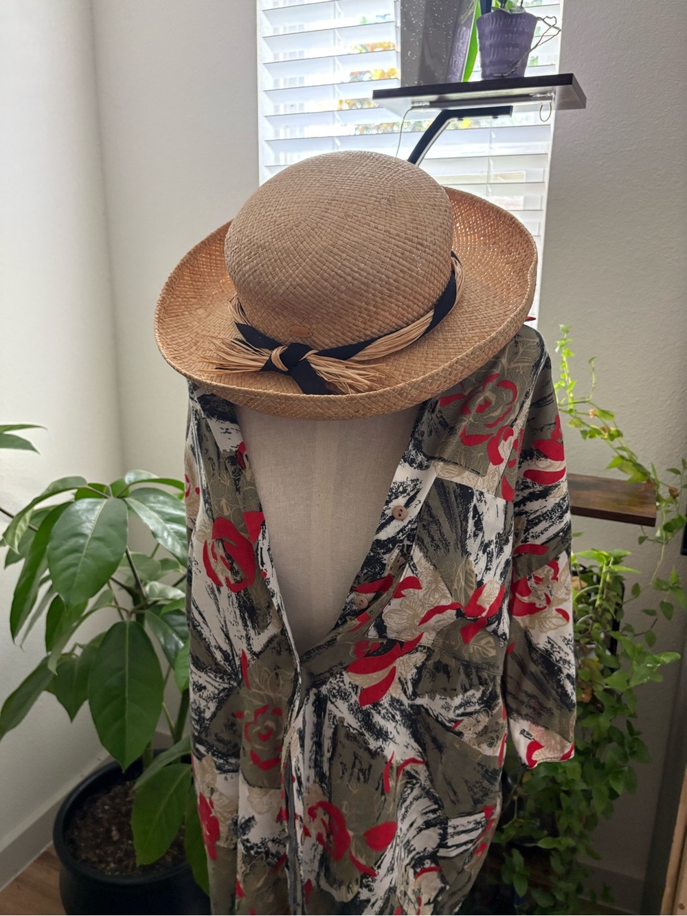 Liz Claiborne Tan Straw Boater with Black Ribbon and Twisted Straw Accent